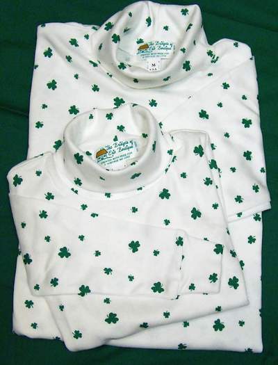 Shamrock Turtle Neck Adult OI306
